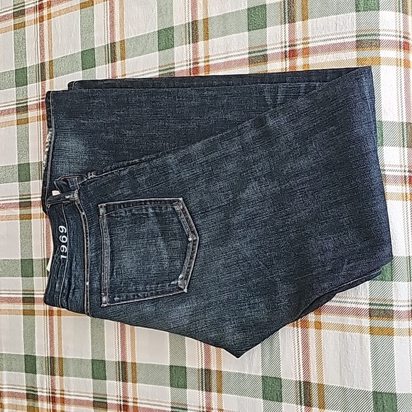 Men's Jeans - Picture 8 of 10